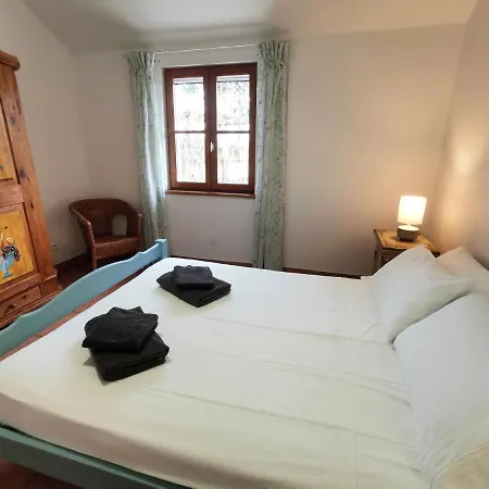 3 Self-contained With Pool And Games