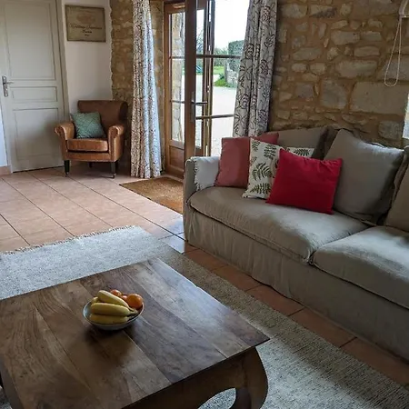 3 Self-contained With Pool And Games *