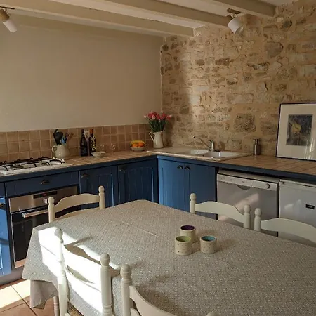 3 Self-contained With Pool And Games *