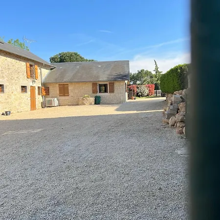 3 Self-contained With Pool And Games *