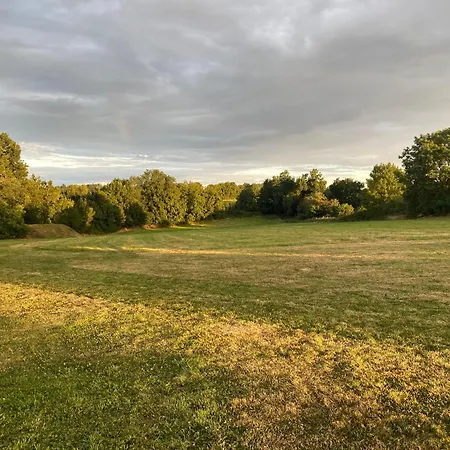 3 Self-contained With Pool And Games * Saint-Georges-de-Noisné