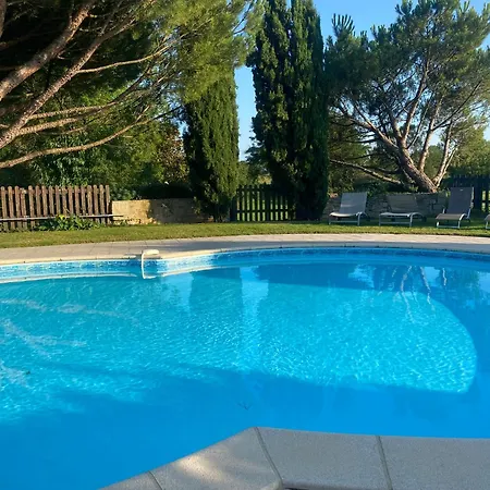 3 Self-contained With Pool And Games * Saint-Georges-de-Noisné