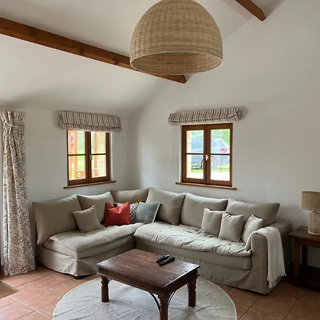 3 Self-contained With Pool And Games Hébergement de vacances *