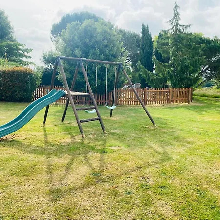 3 Self-contained With Pool And Games