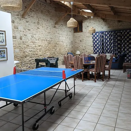 3 Self-contained With Pool And Games *