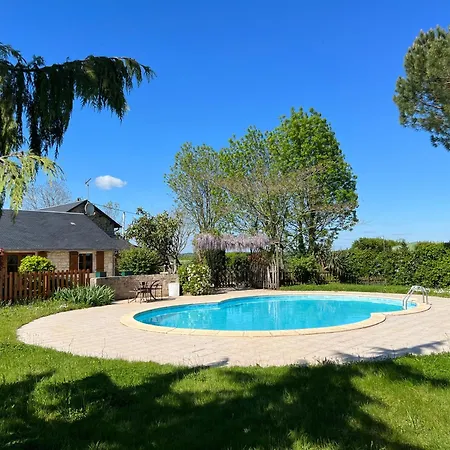 3 Self-contained With Pool And Games * Saint-Georges-de-Noisné