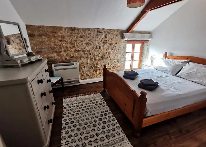 3 Self-contained With Pool And Games Vakantiehuis *