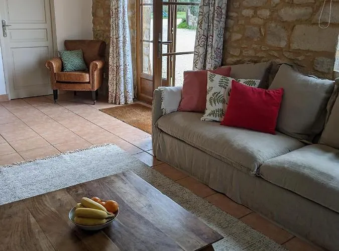 3 Self-contained With Pool And Games *