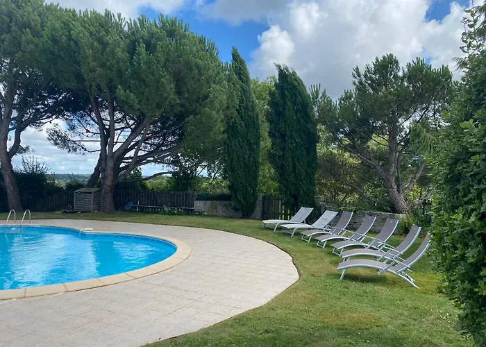 3 Self-contained With Pool And Games * Saint-Georges-de-Noisné