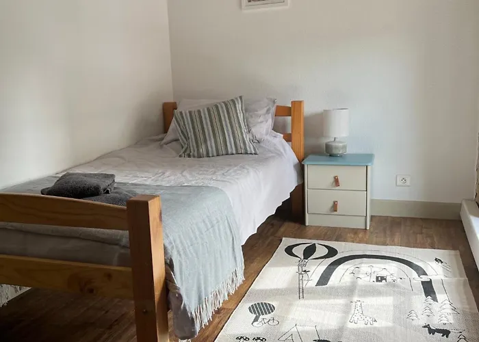 3 Self-contained With Pool And Games Saint-Georges-de-Noisné