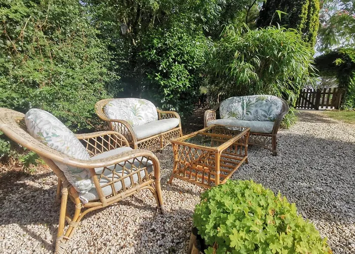 3 Self-contained With Pool And Games *