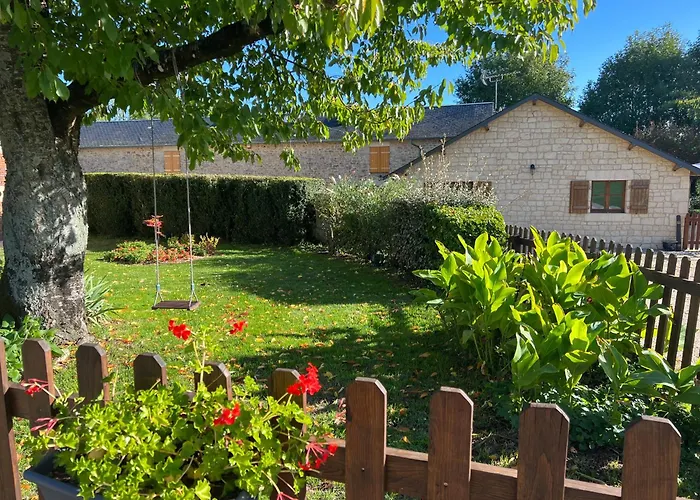 Vakantiehuis 3 Self-contained With Pool And Games